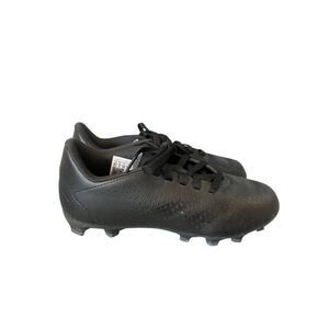 Adidas Kid’s Black Predator Accuracy.4‎ Flexible Ground Soccer Cleats Size 2.5
